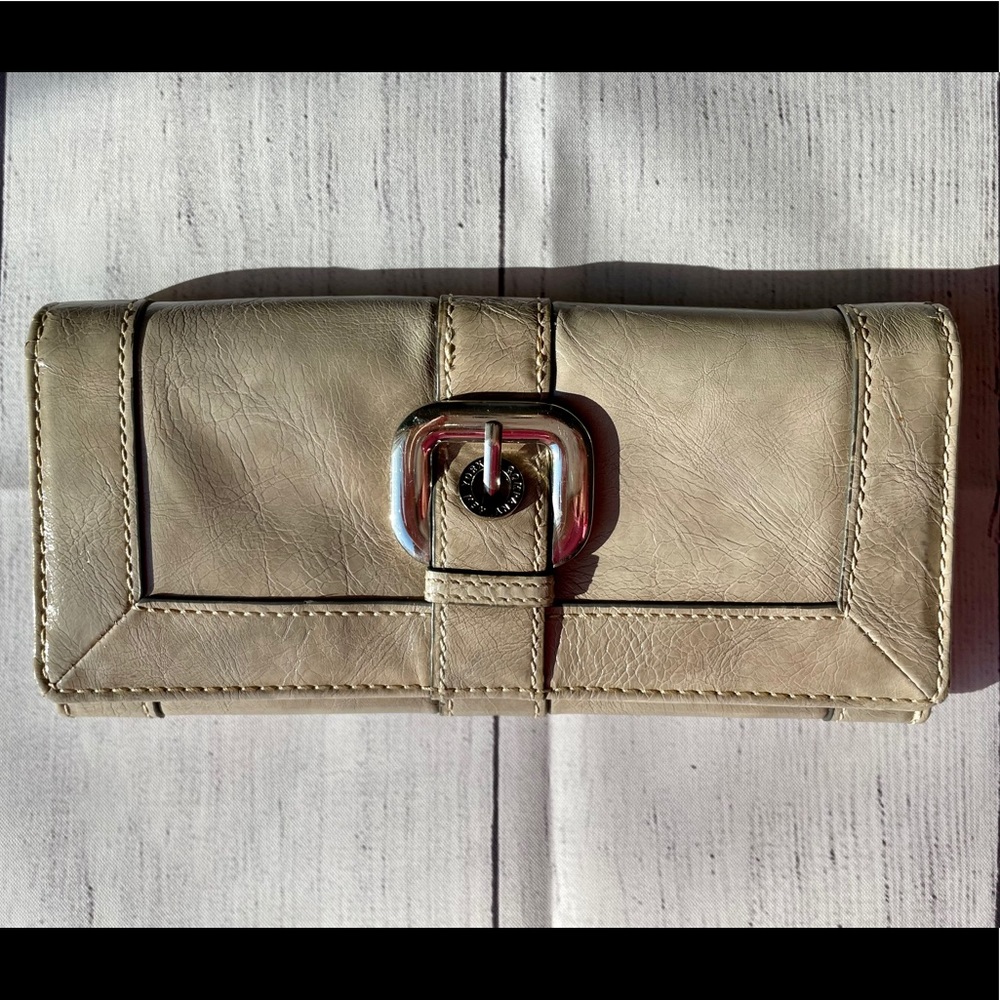 NY&Co Faux Leather Wallet